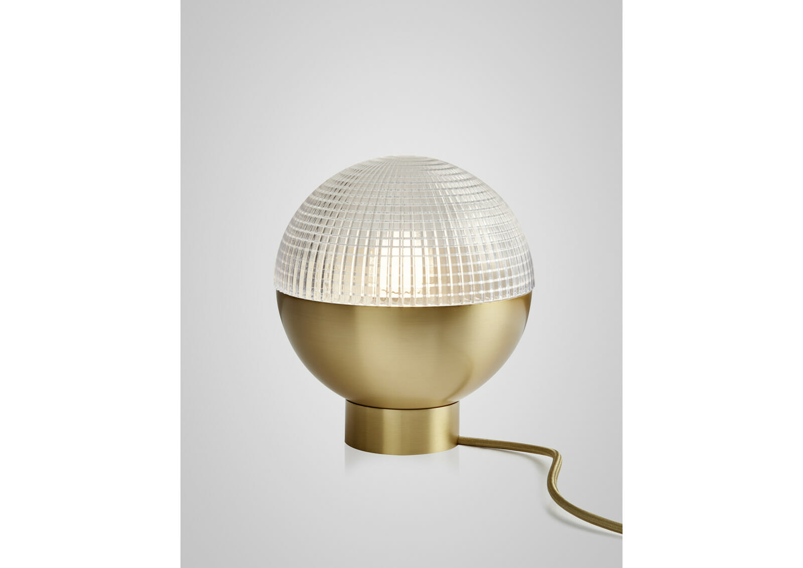 table lamp with lens